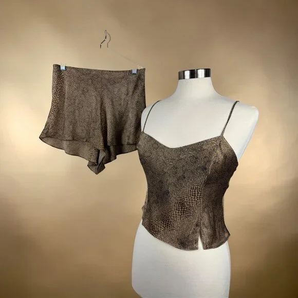 Vintage Victoria's Secret 100% Silk Snake Print Cami & Tap Shorts Set M Y2K - Picture 2 of 16